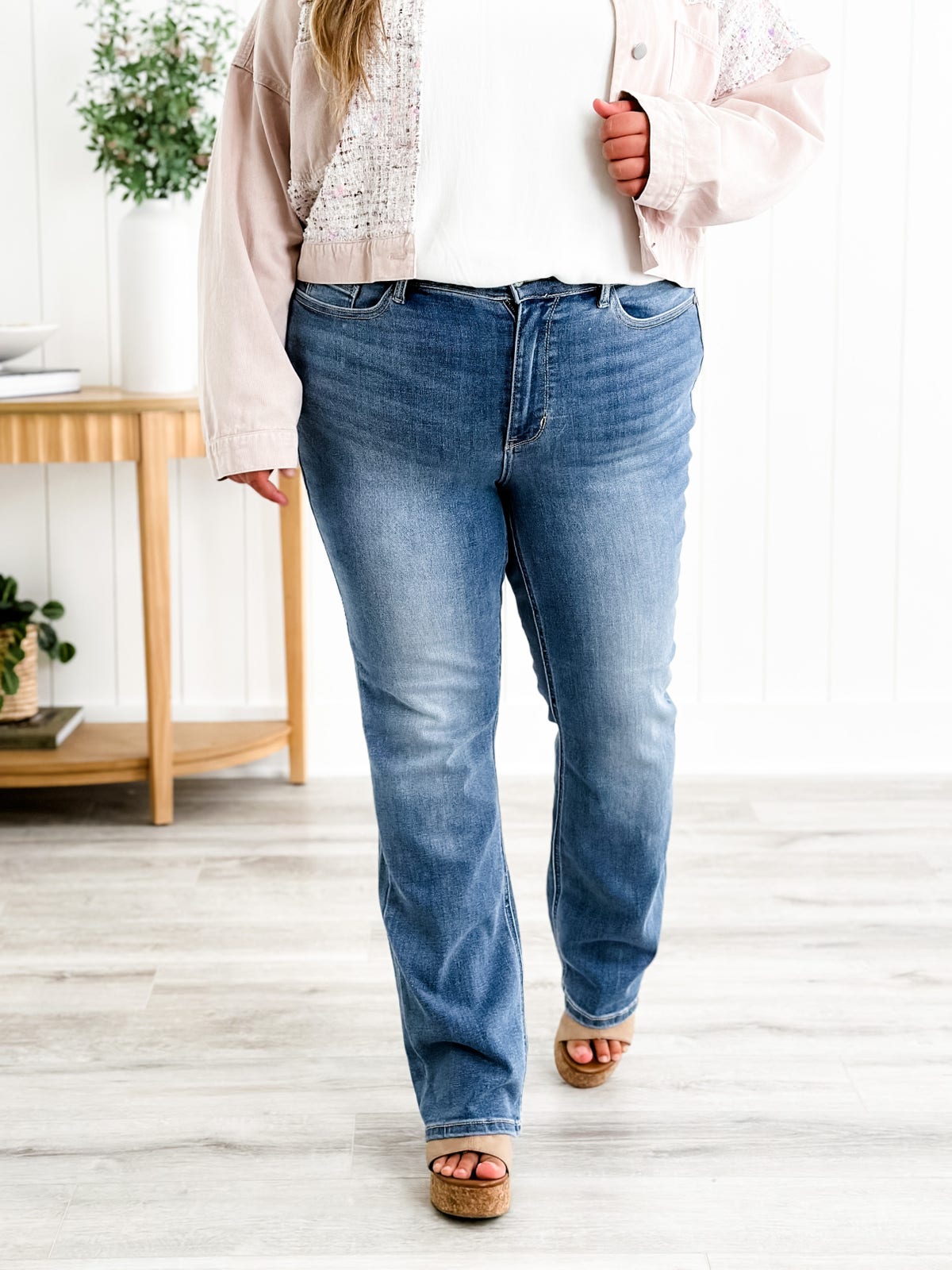 Women's High-Rise Tummy-Control Stretch Jeans | Bootcut & Straight Leg