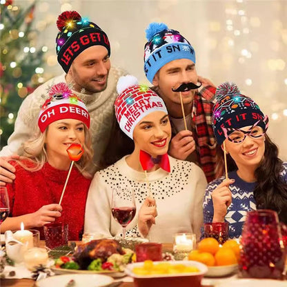 🎄 LED Light-Up Knitted Christmas Beanie Hat – 6 Flashing Holiday LEDs with 3 Lighting Modes & Pom-Pom