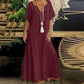 👗✨ Sukienka maxi z koronki, dekolt w kształcie litery V, rękawy motylkowe, styl retro-bohemy — biała, bordowa, czarna 👗