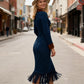 👗✨ Obcisła sukienka midi z aksamitu, kołnierzyk z zapięciem na zamek błyskawiczny, dół z frędzlami, kontrastujące mankiety — żółta, granatowa, różowa — rozmiary S–3XL 👗