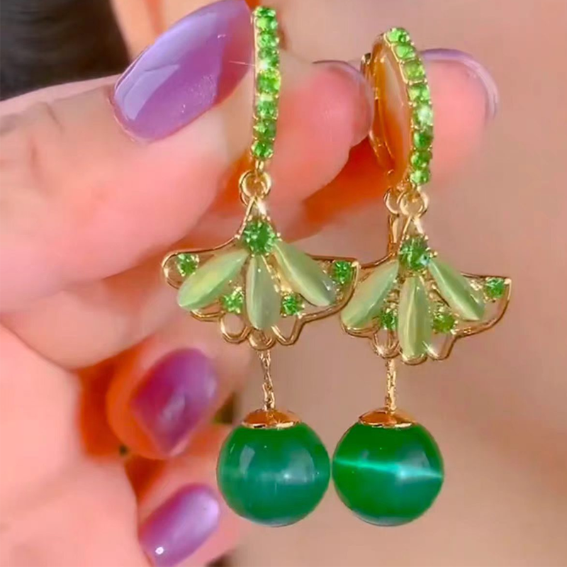 Vintage Ginkgo Leaf Hoop Earrings with Pearl Beads