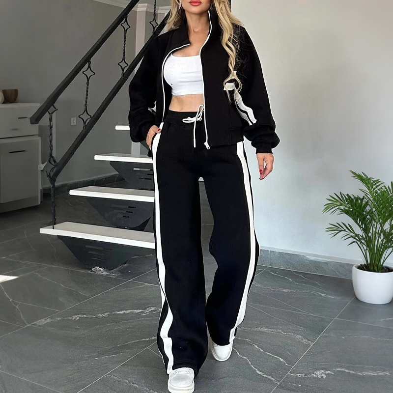 Women's Stripe Sporty 2-Piece Set