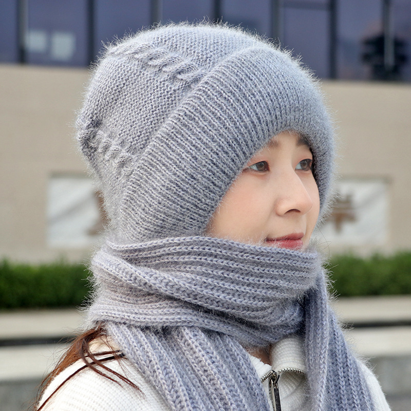 Women's 2-in-1 Knit Beanie Hat with Integrated Scarf Hood